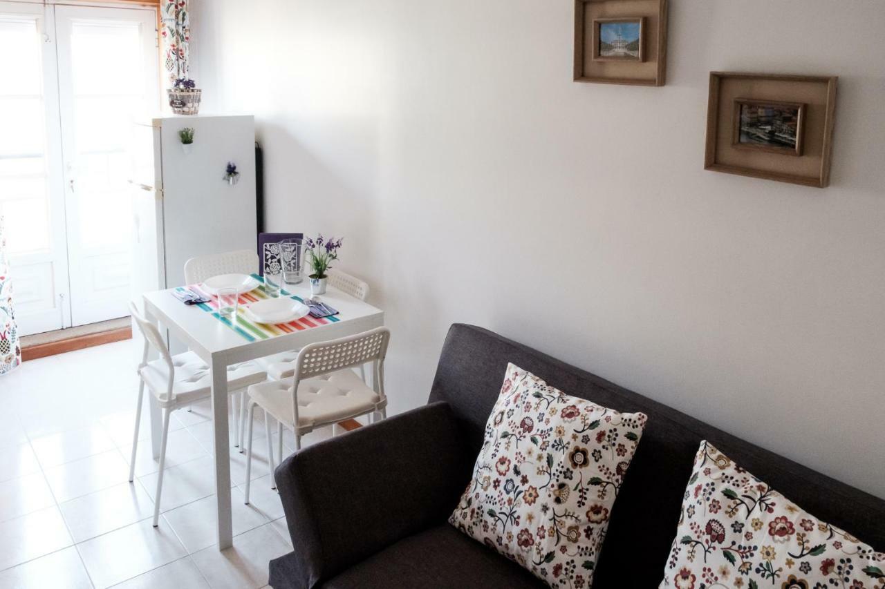 Apartment With Balcony In The Square Πόρτο Εξωτερικό φωτογραφία